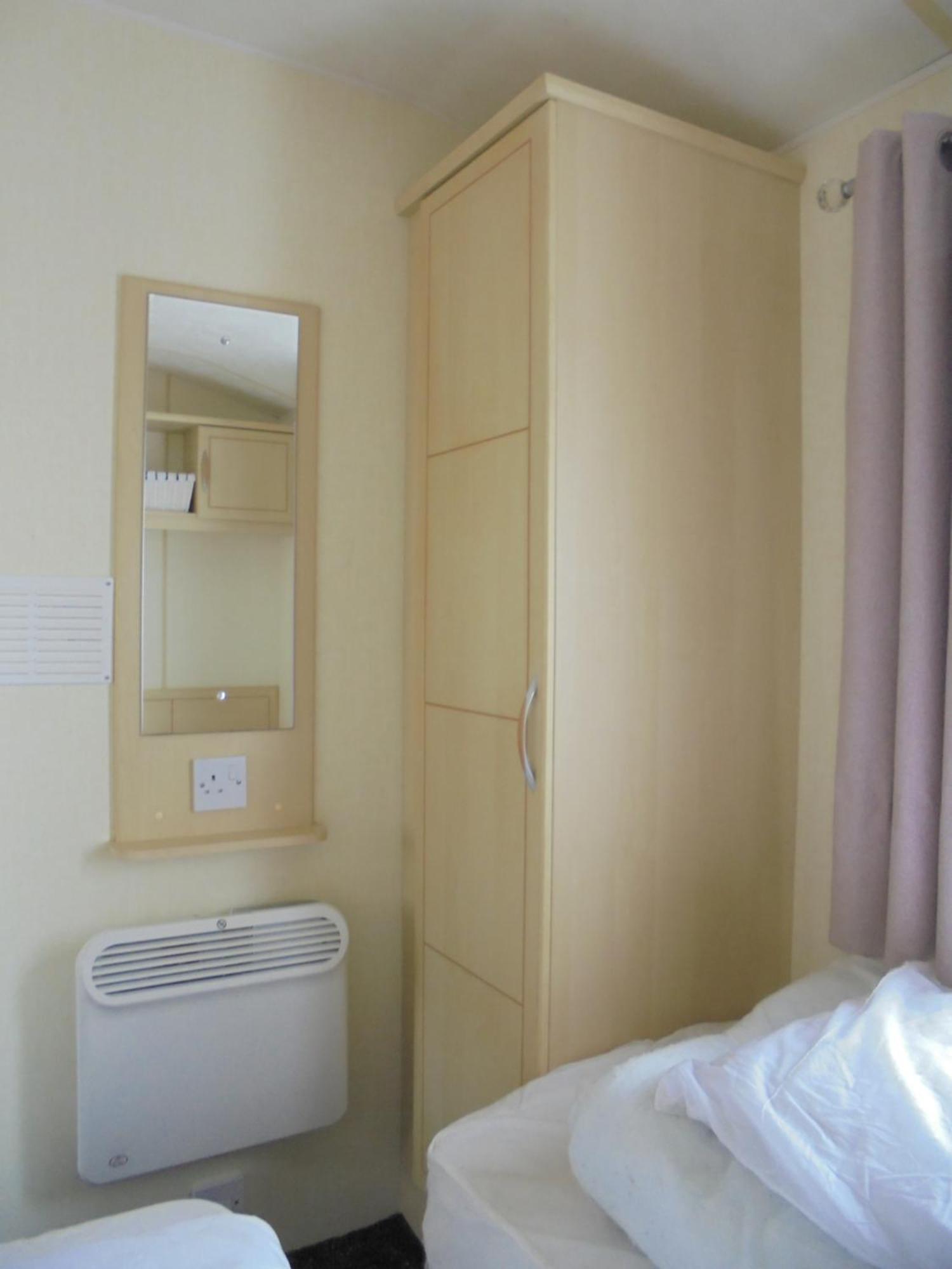 Golden Sands Lakeland 6 Berth Access To The Beach 호텔 잉골드멜스 외부 사진